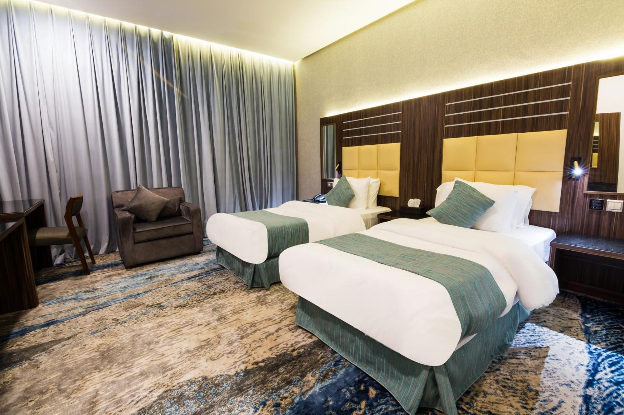 White Diamond Hotel Sari Jeddah Exterior photo